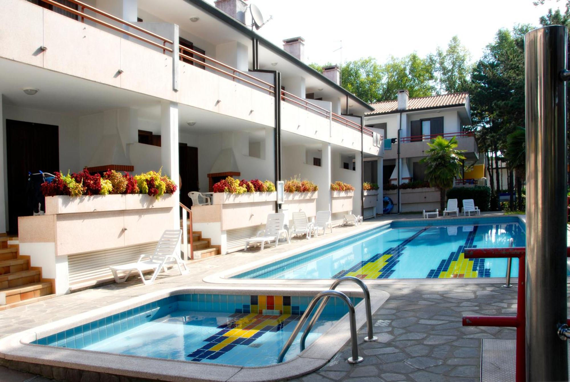 Onda Blu Apartment Bibione Exterior foto